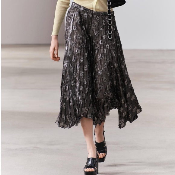 Zara silver textured metallic midi full skirt NWT - Picture 9 of 9